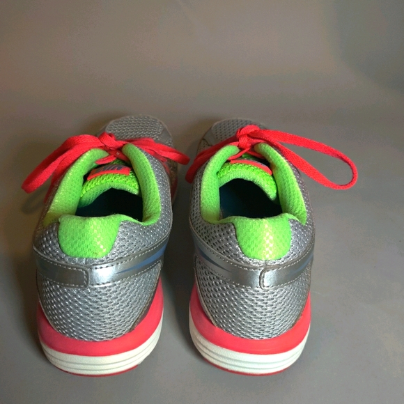 Women's neon colored Nike running/athletic shoes - Picture 3 of 4